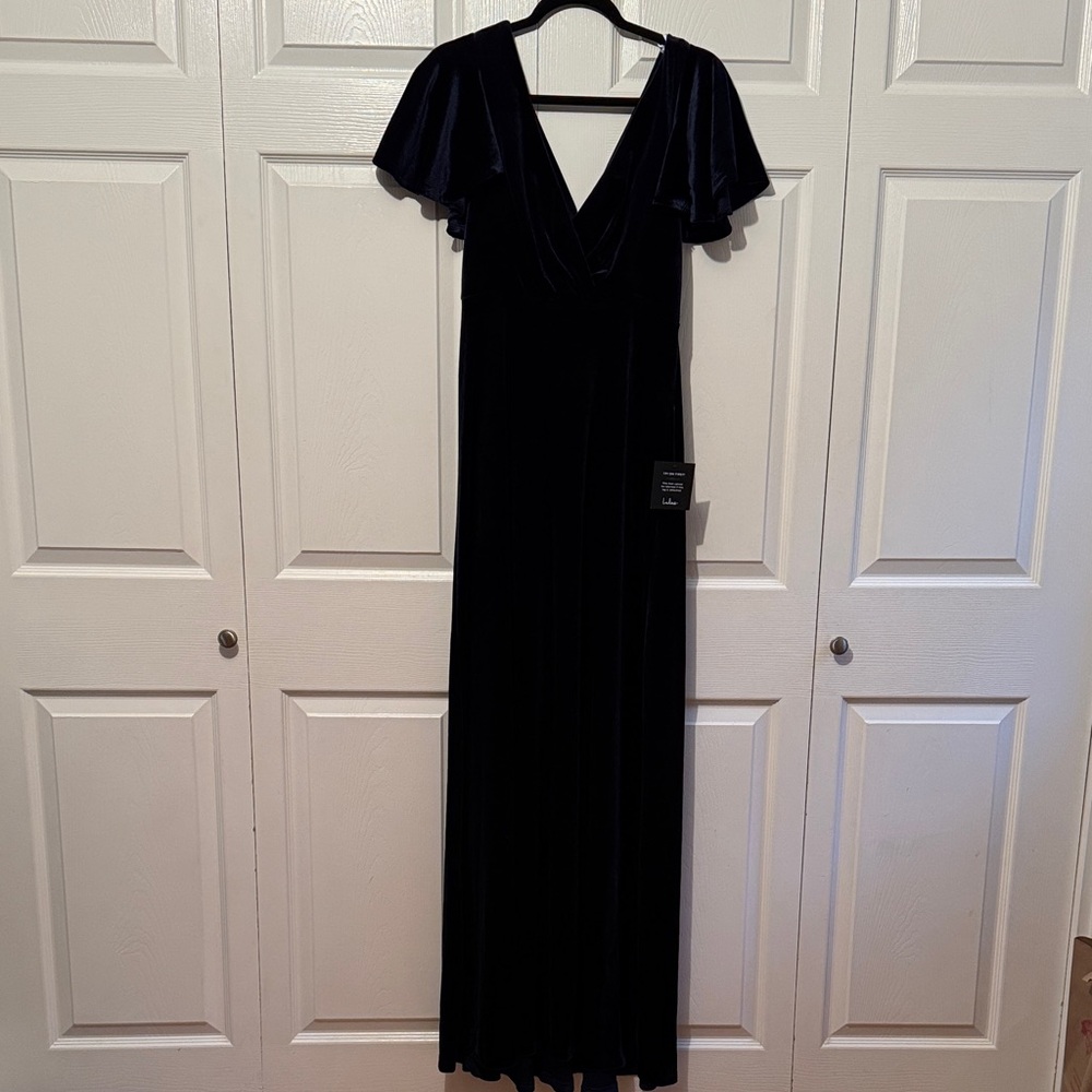 Lulu's Navy Velvet Maxi Dress